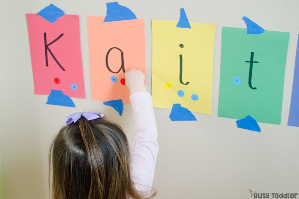 5 great name spelling practice ideas for kids going to kindergarten!